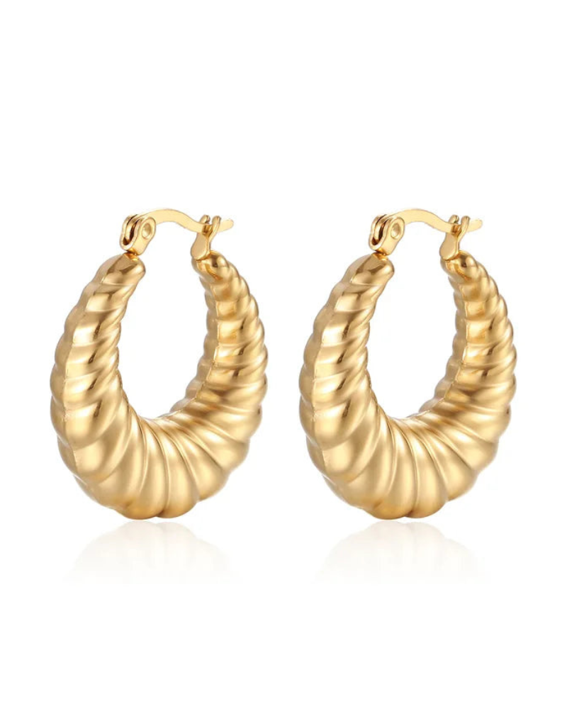 Makayla Hoops
