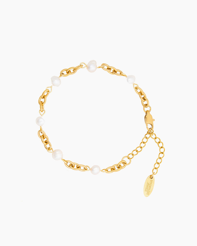 Eira Pearl Bracelet